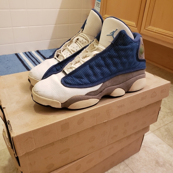 Jordan 13 - Picture 1 of 7